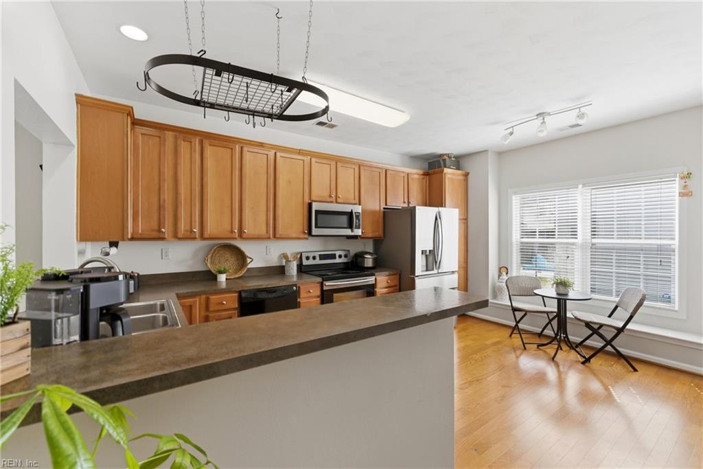 1712 Schooner Strait CT