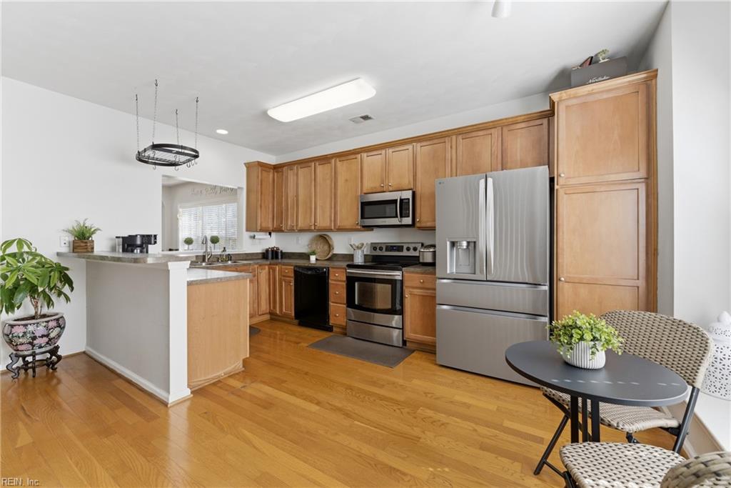 1712 Schooner Strait CT