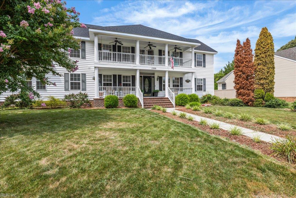 1309 Hawaiian DR
