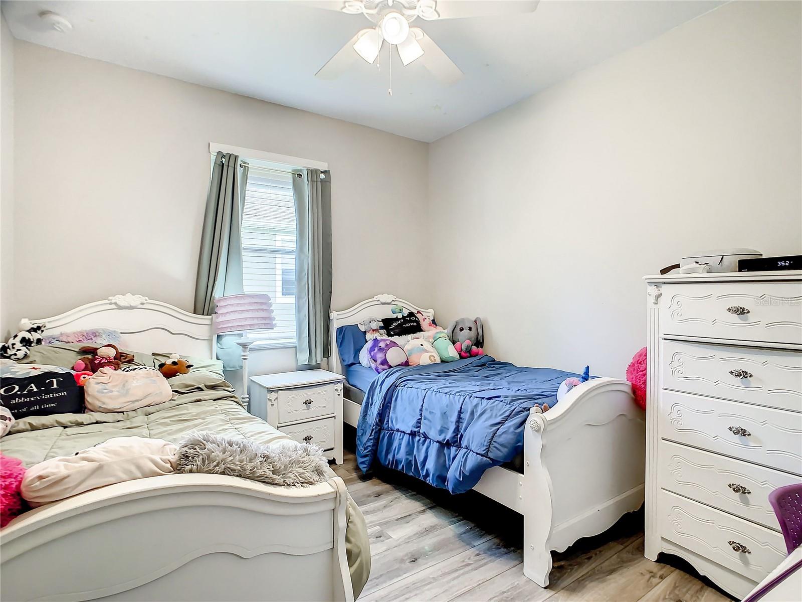 3067 ROLLING HILLS LN