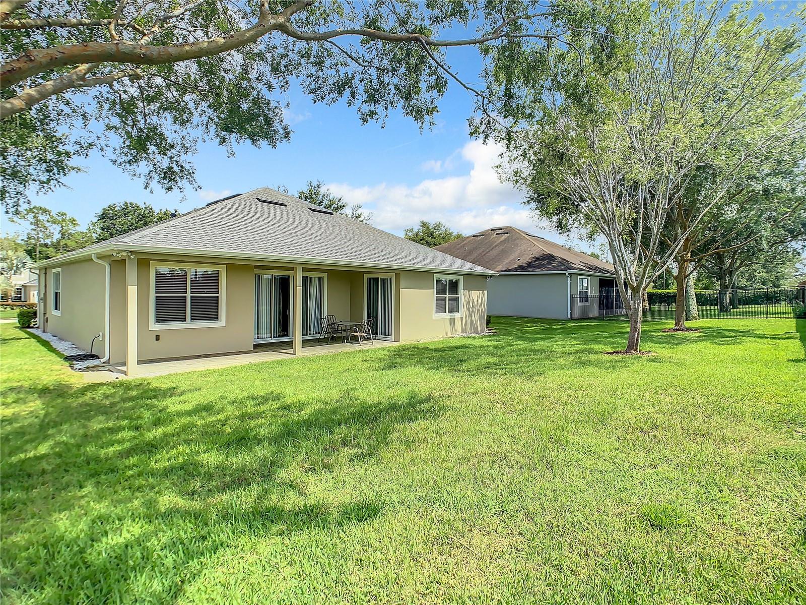 3067 ROLLING HILLS LN