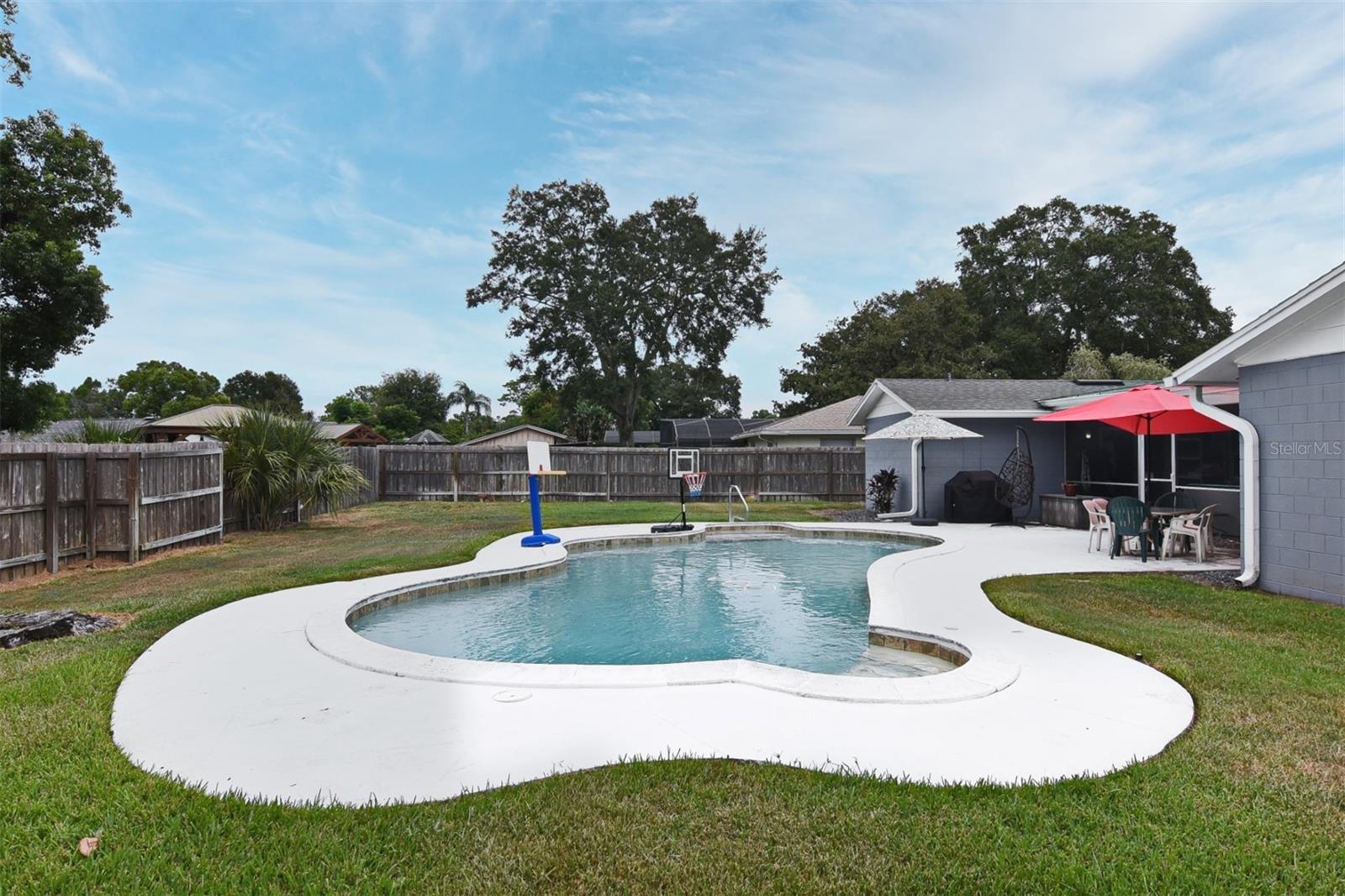 118 SWEETBRIAR BR