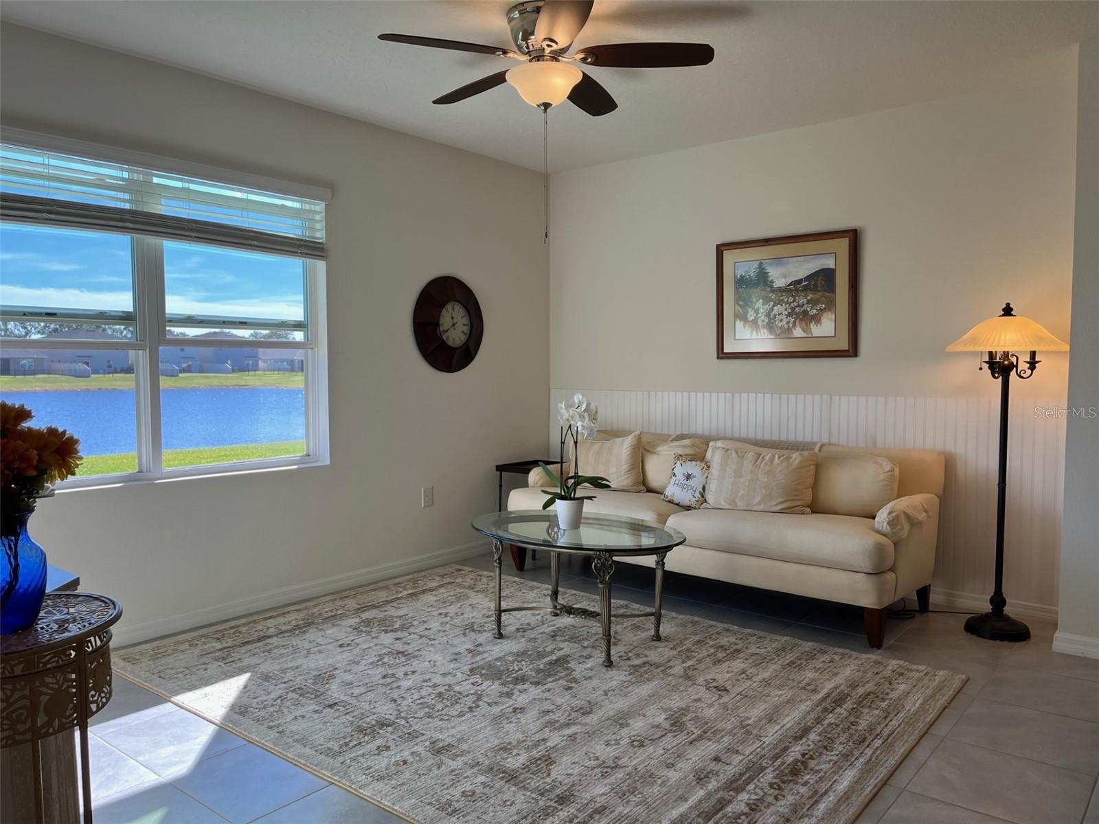 4195 LOOKING GLASS PL