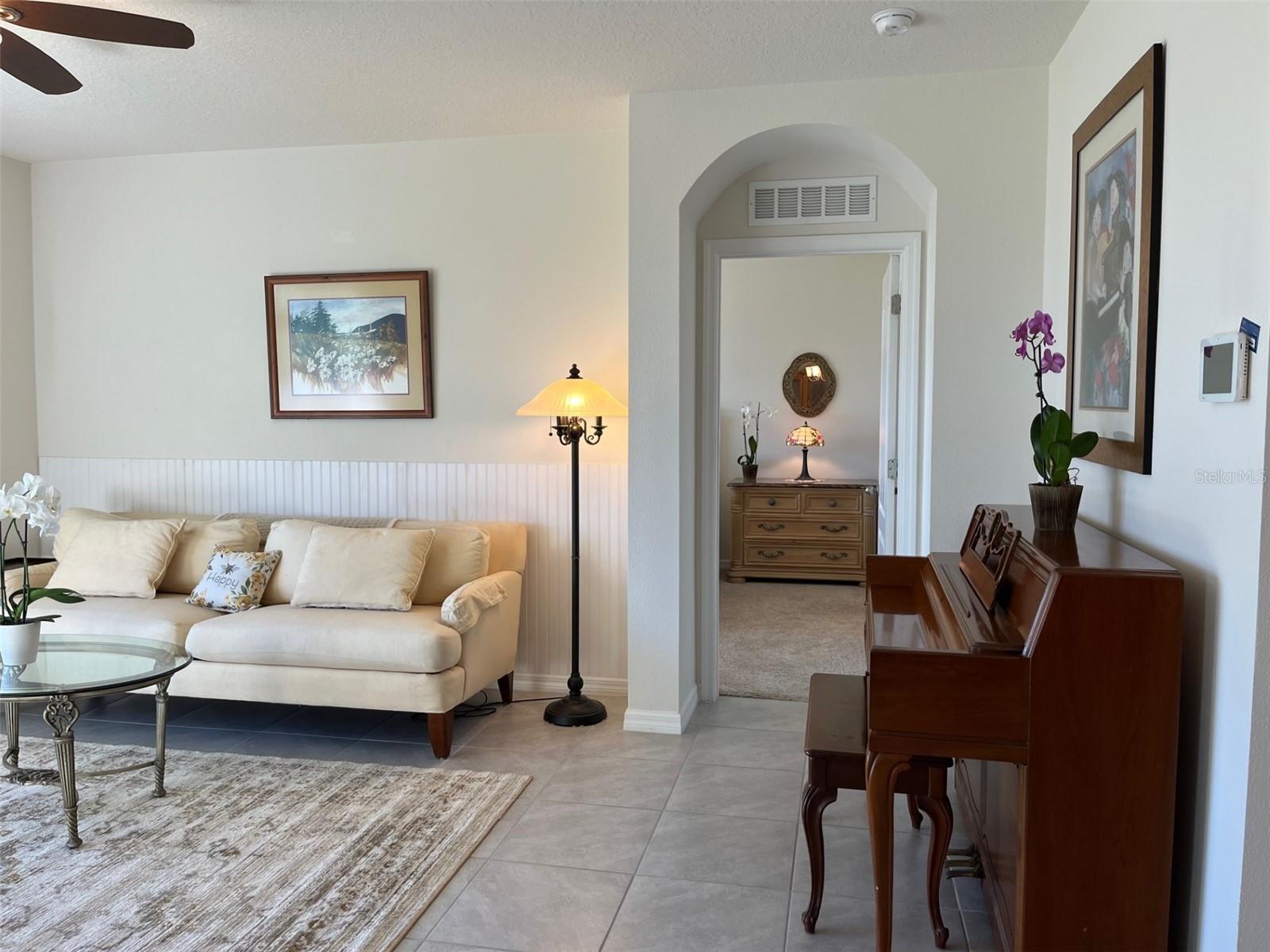 4195 LOOKING GLASS PL
