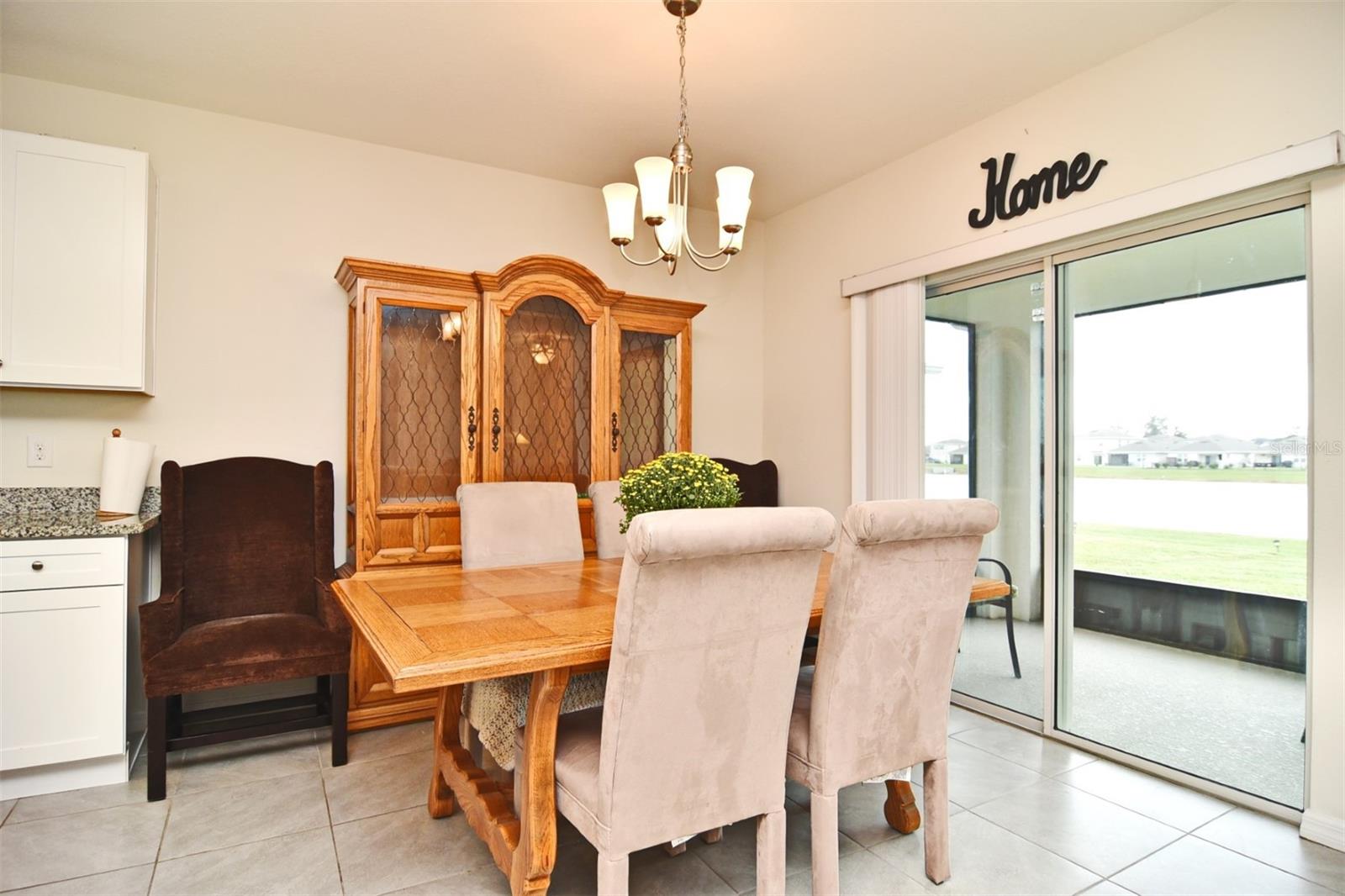 4195 LOOKING GLASS PL