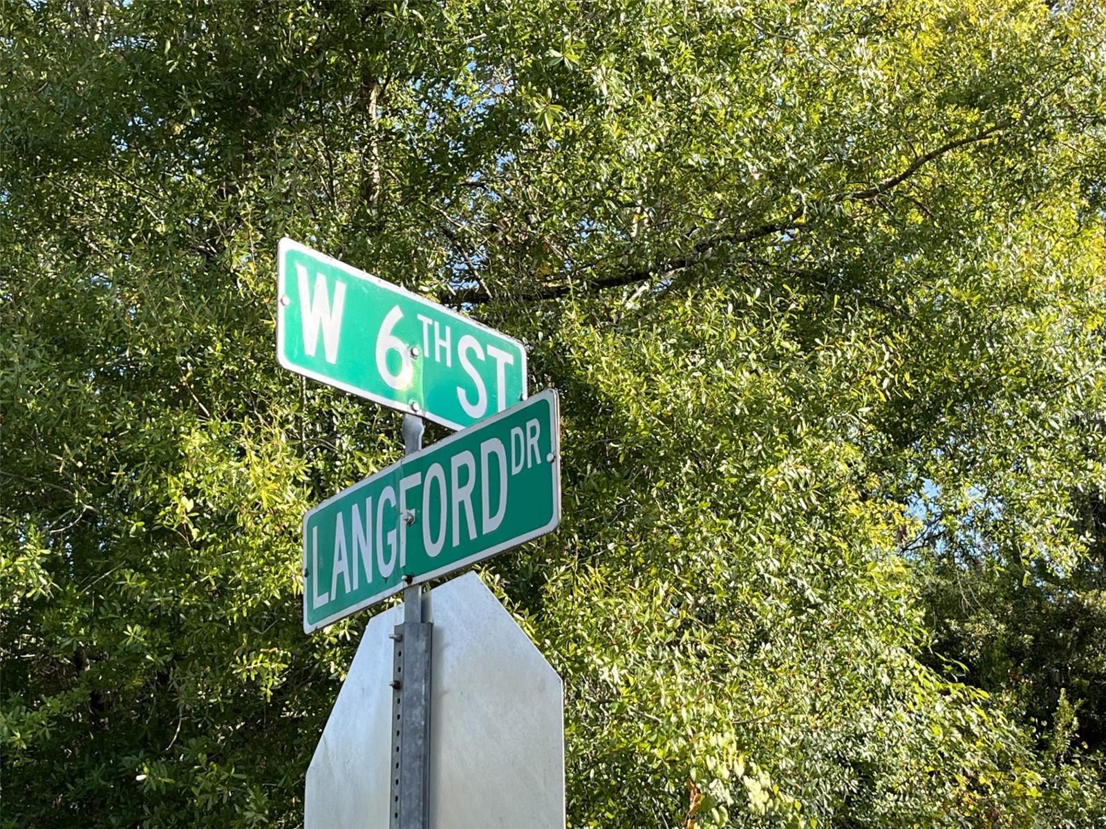 W 5TH AVE