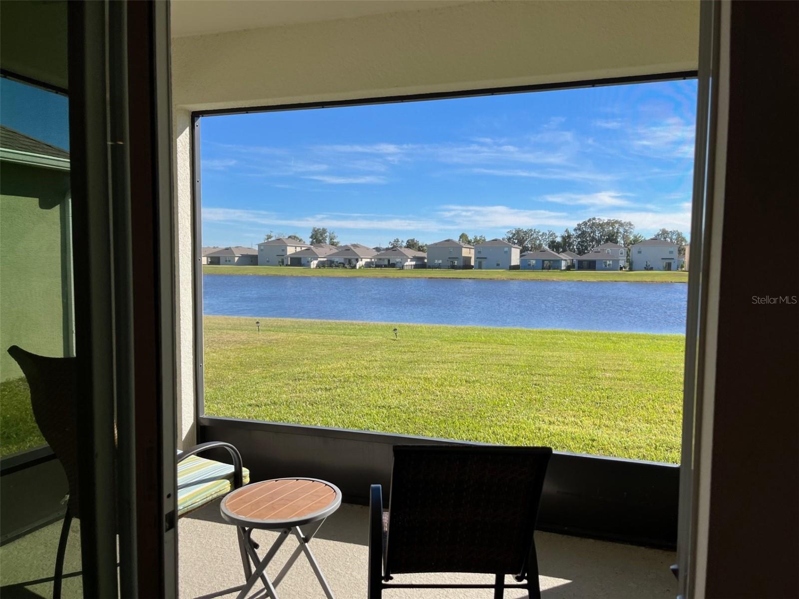 4195 LOOKING GLASS PL