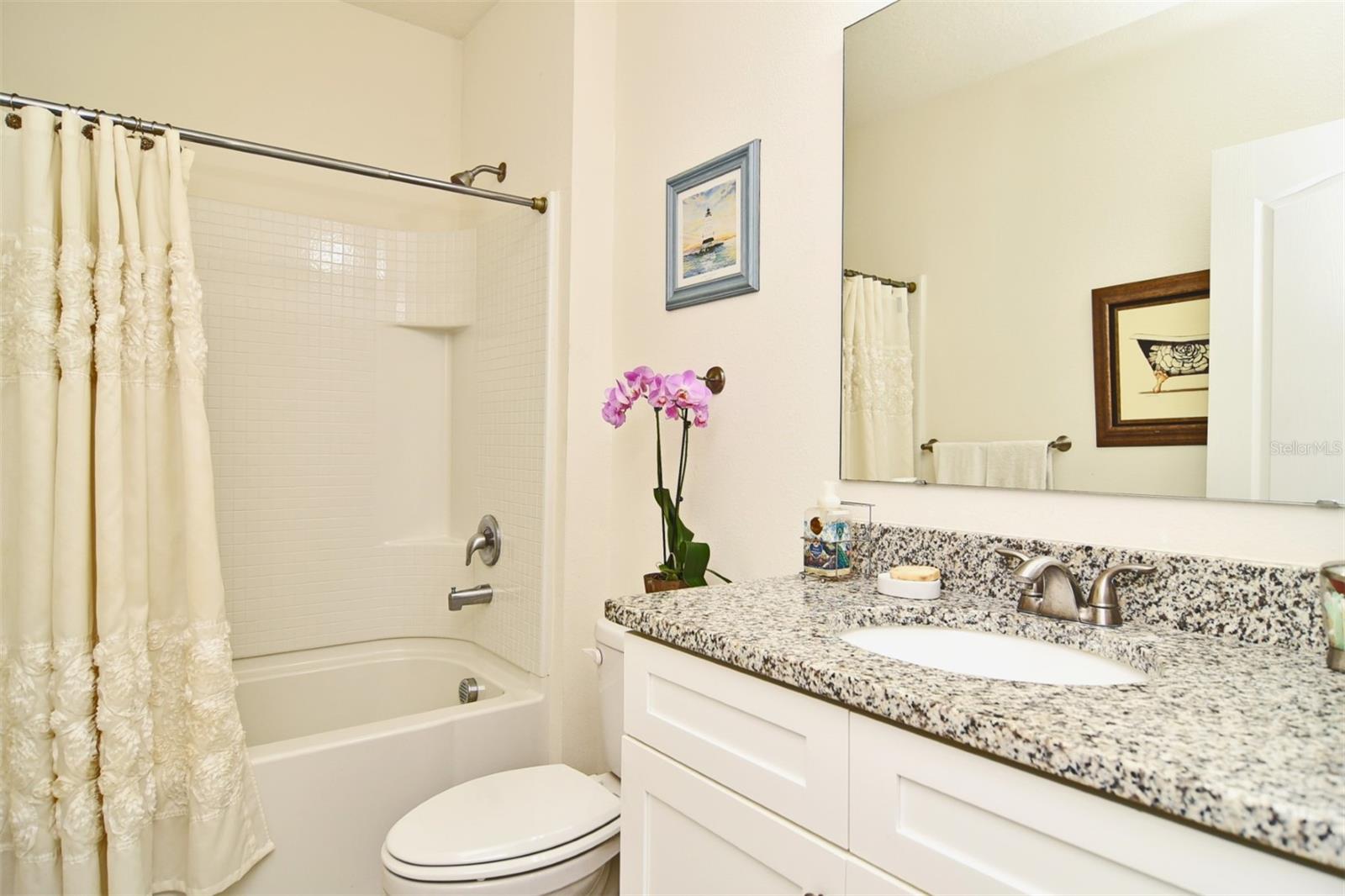4195 LOOKING GLASS PL