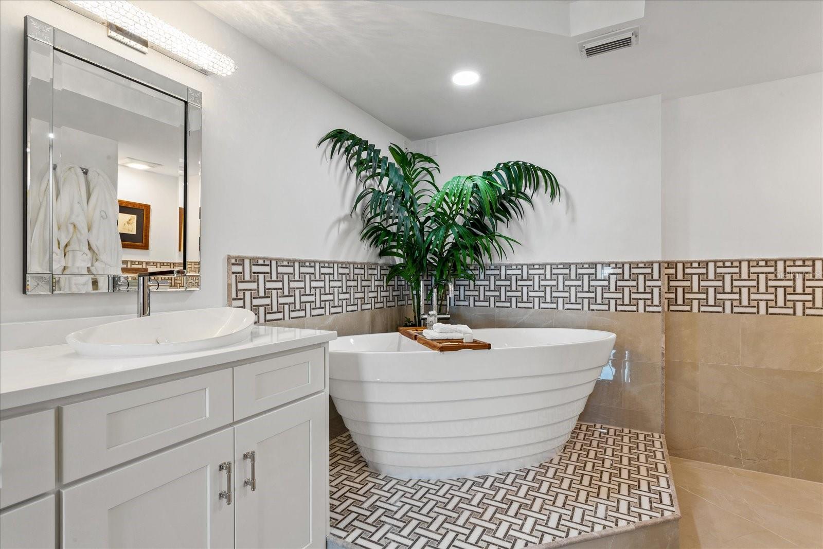 4651 S ATLANTIC AVE #602 & 603