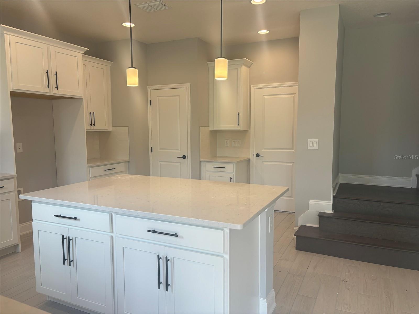 5643 GREEN ARROW PL