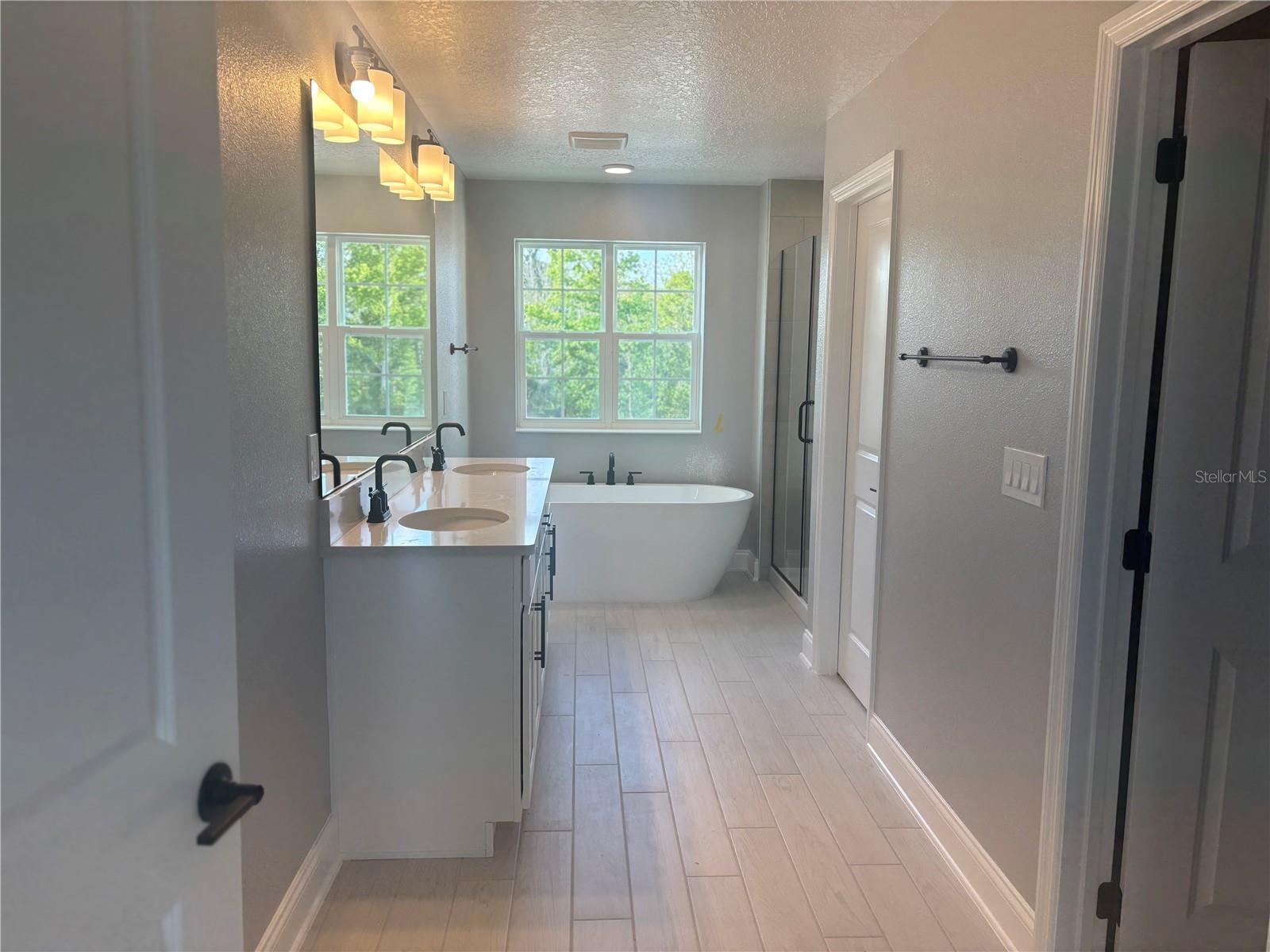 5643 GREEN ARROW PL