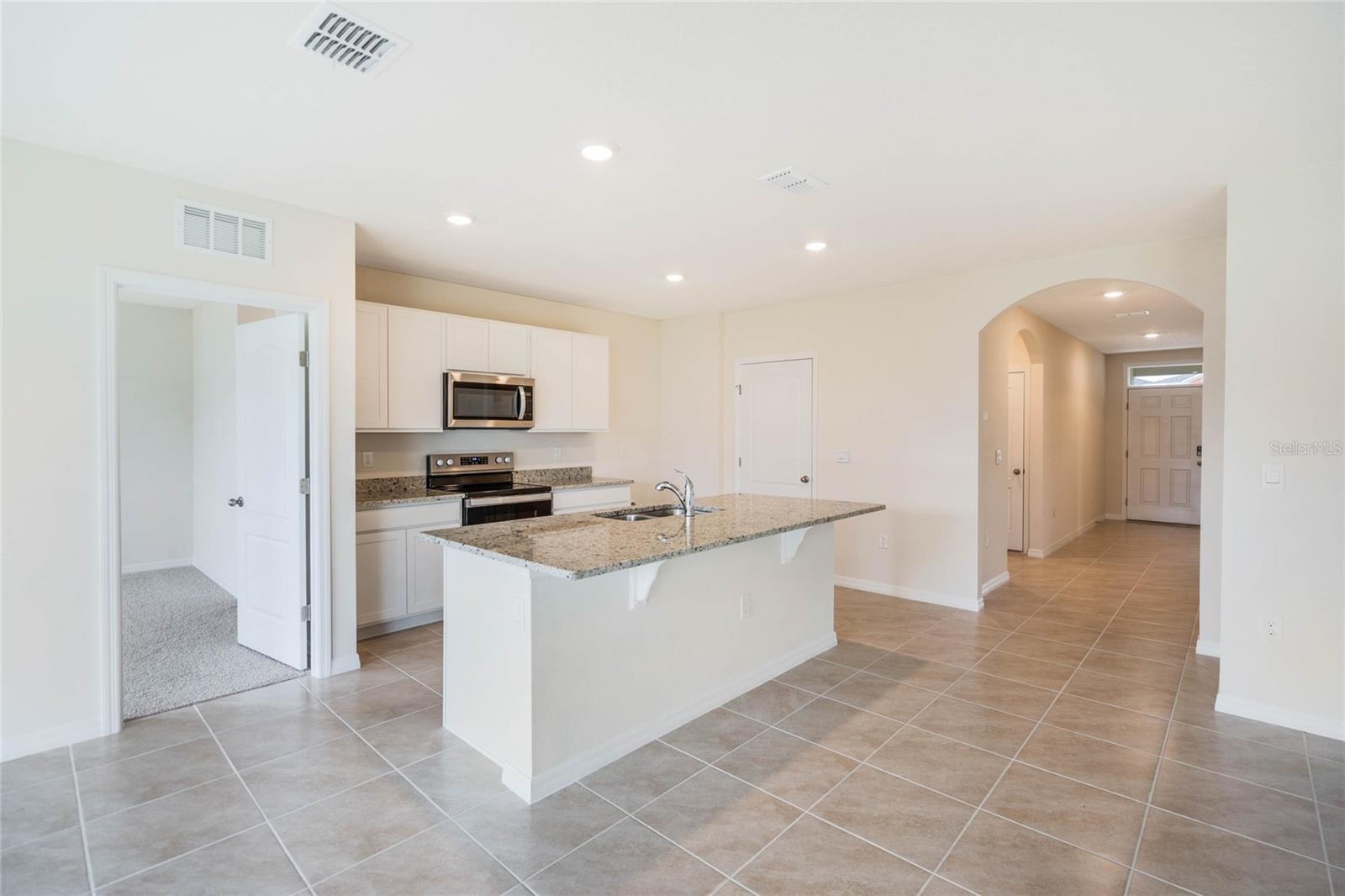 17129 EDGEMONT LN