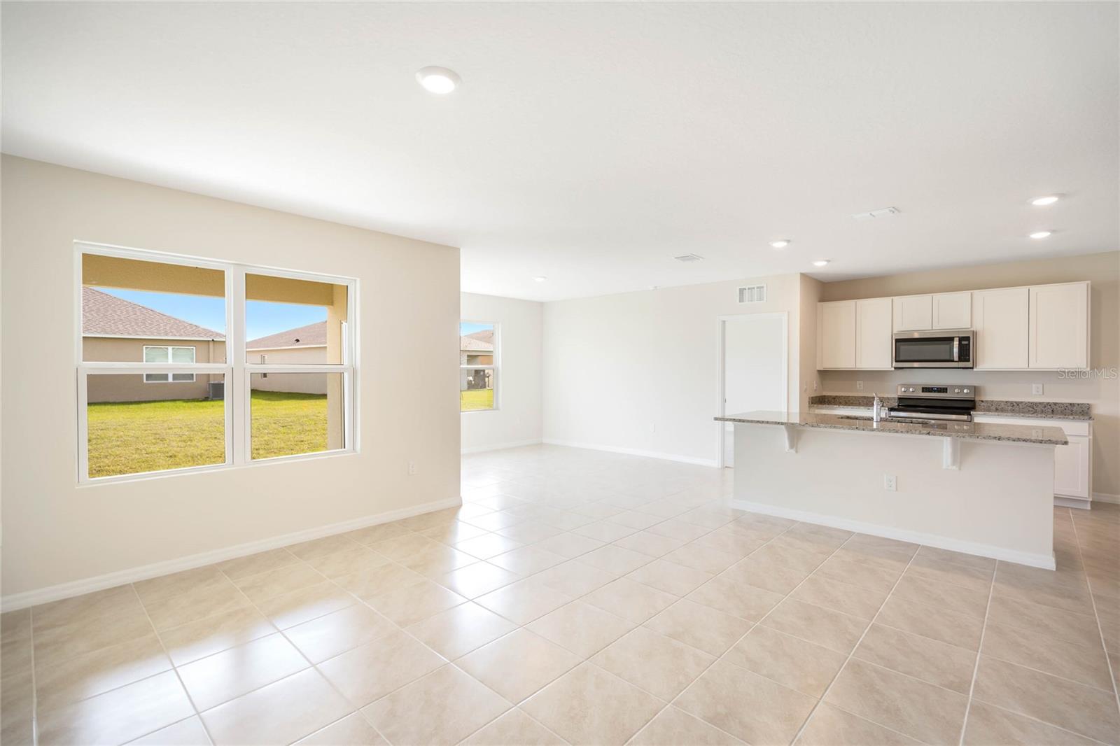 17129 EDGEMONT LN