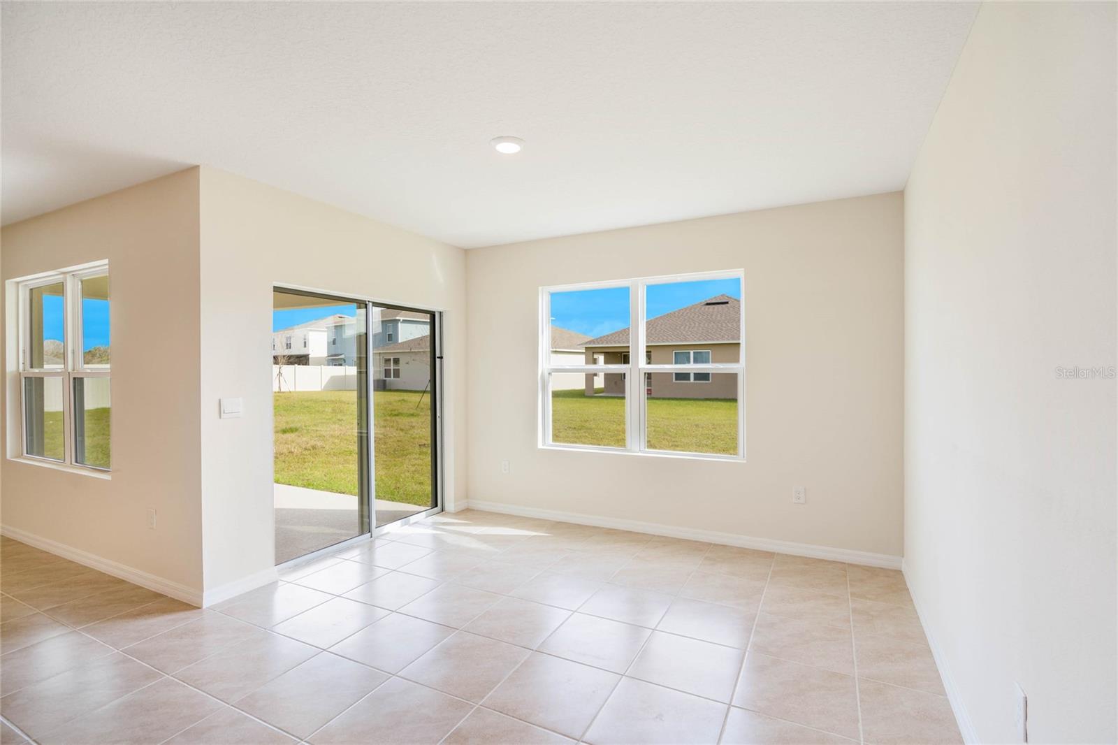 17129 EDGEMONT LN
