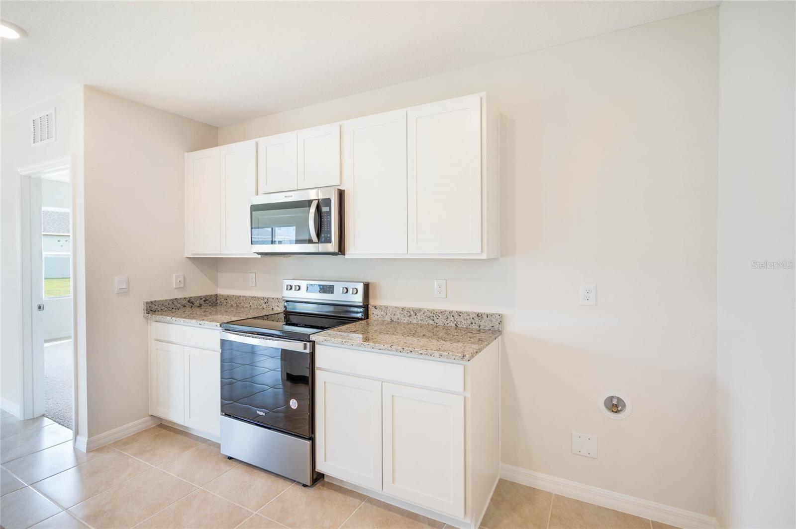 17129 EDGEMONT LN