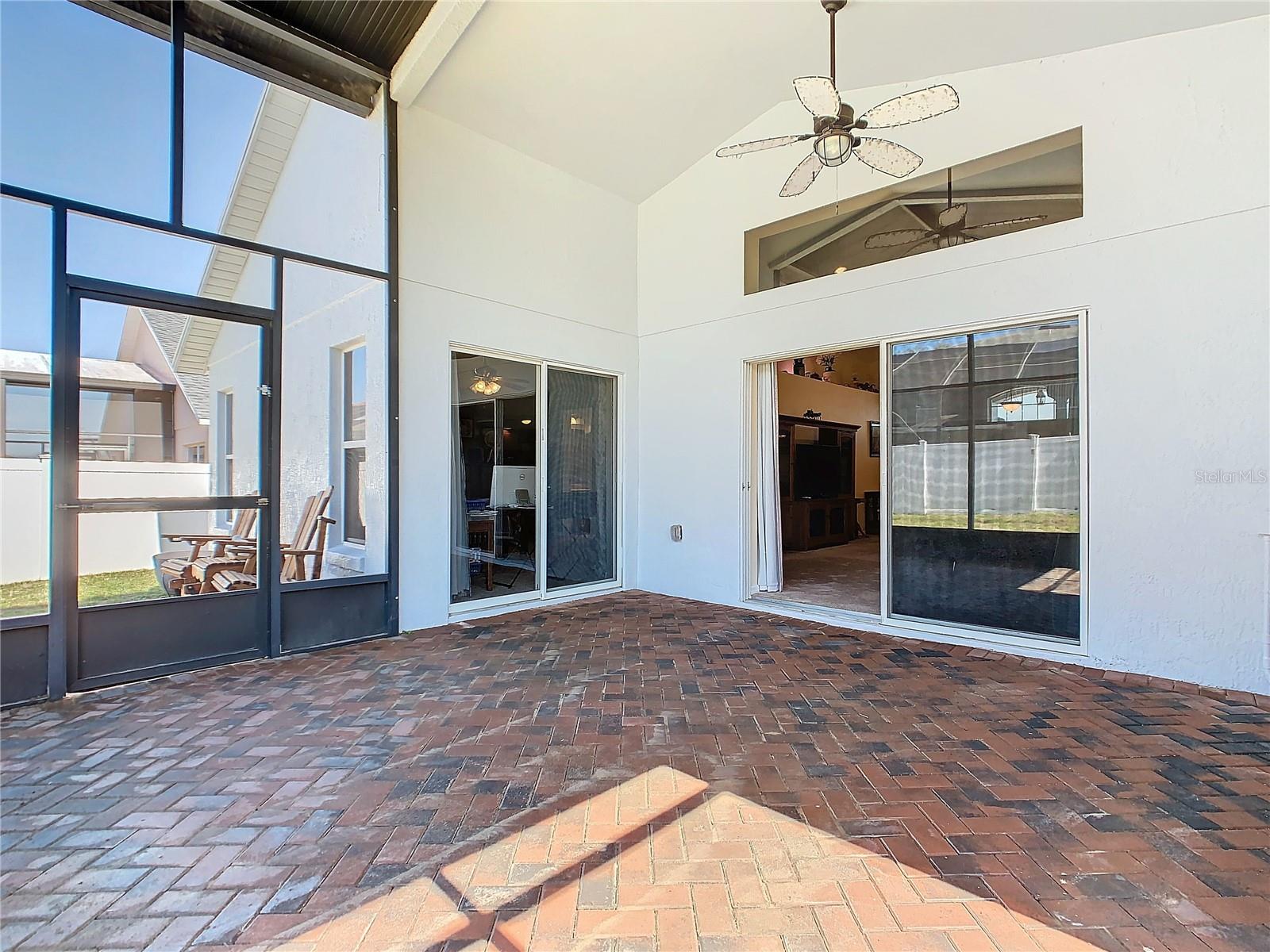 303 KNIGHTSBRIDGE CIR