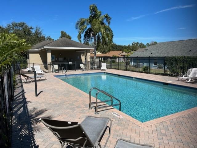 303 KNIGHTSBRIDGE CIR