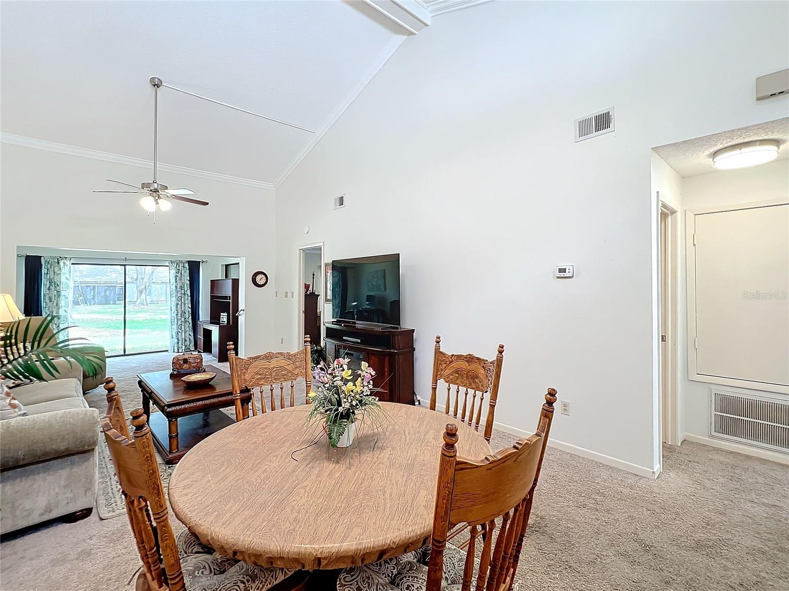 455 MEADOWOOD BLVD