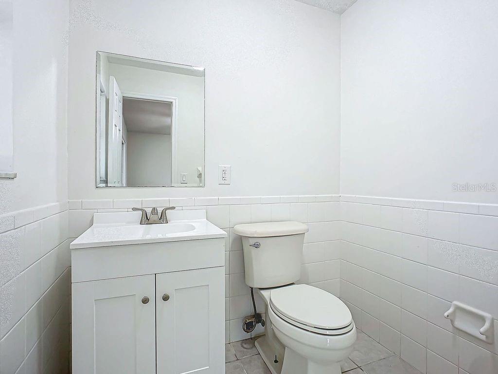 1805 SAINT CHARLES TER