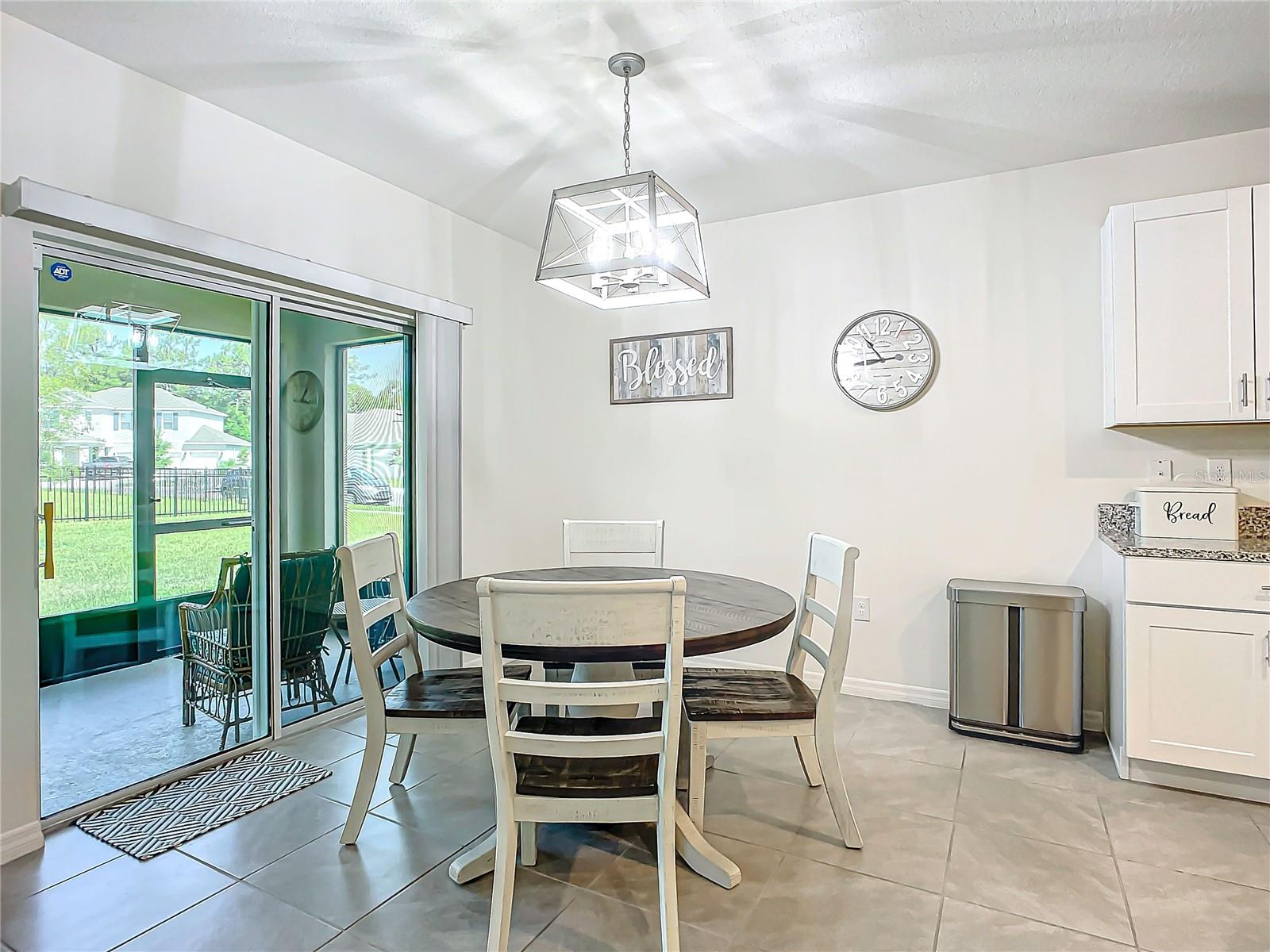 551 SHAELYN PL