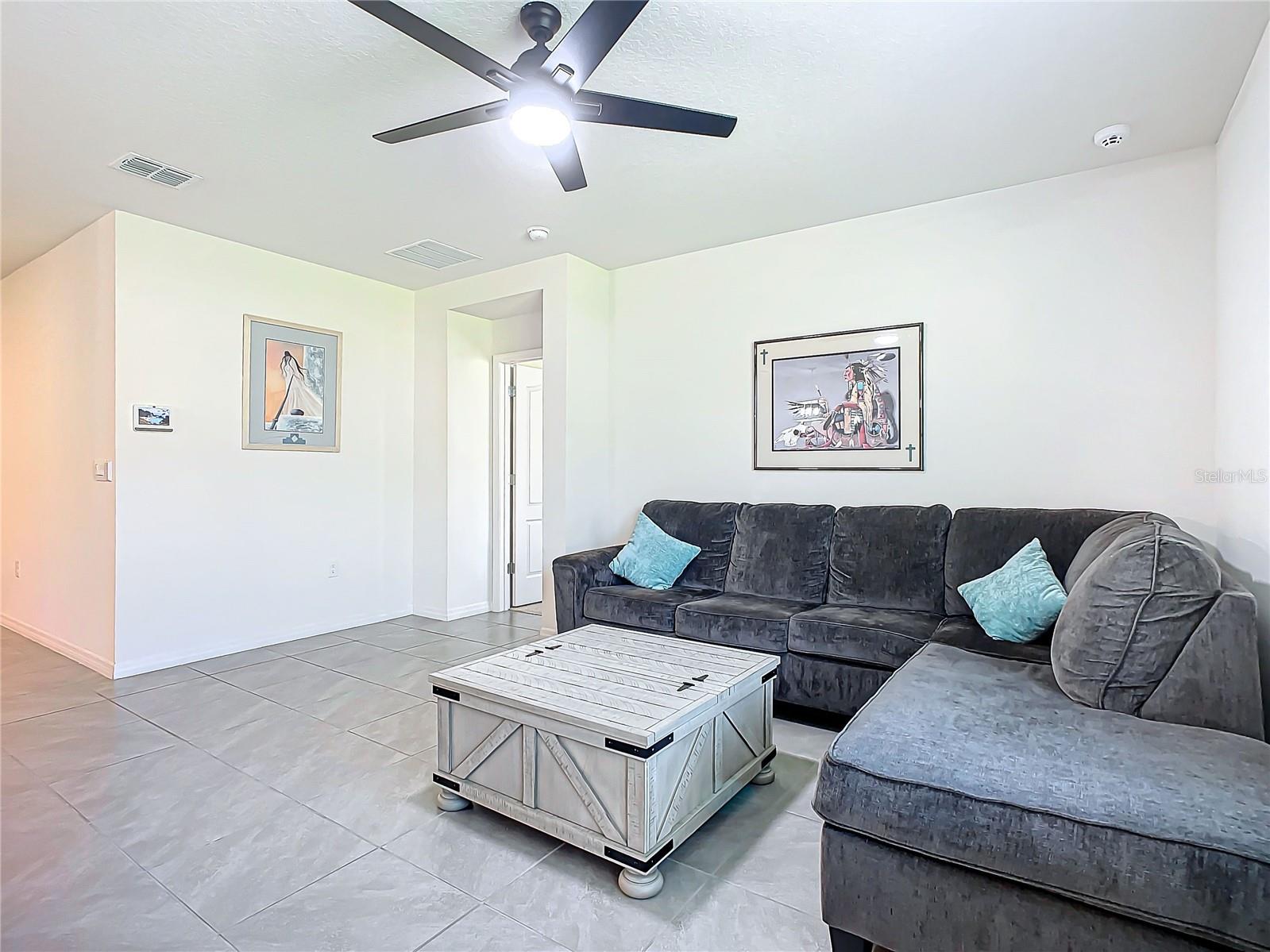 551 SHAELYN PL