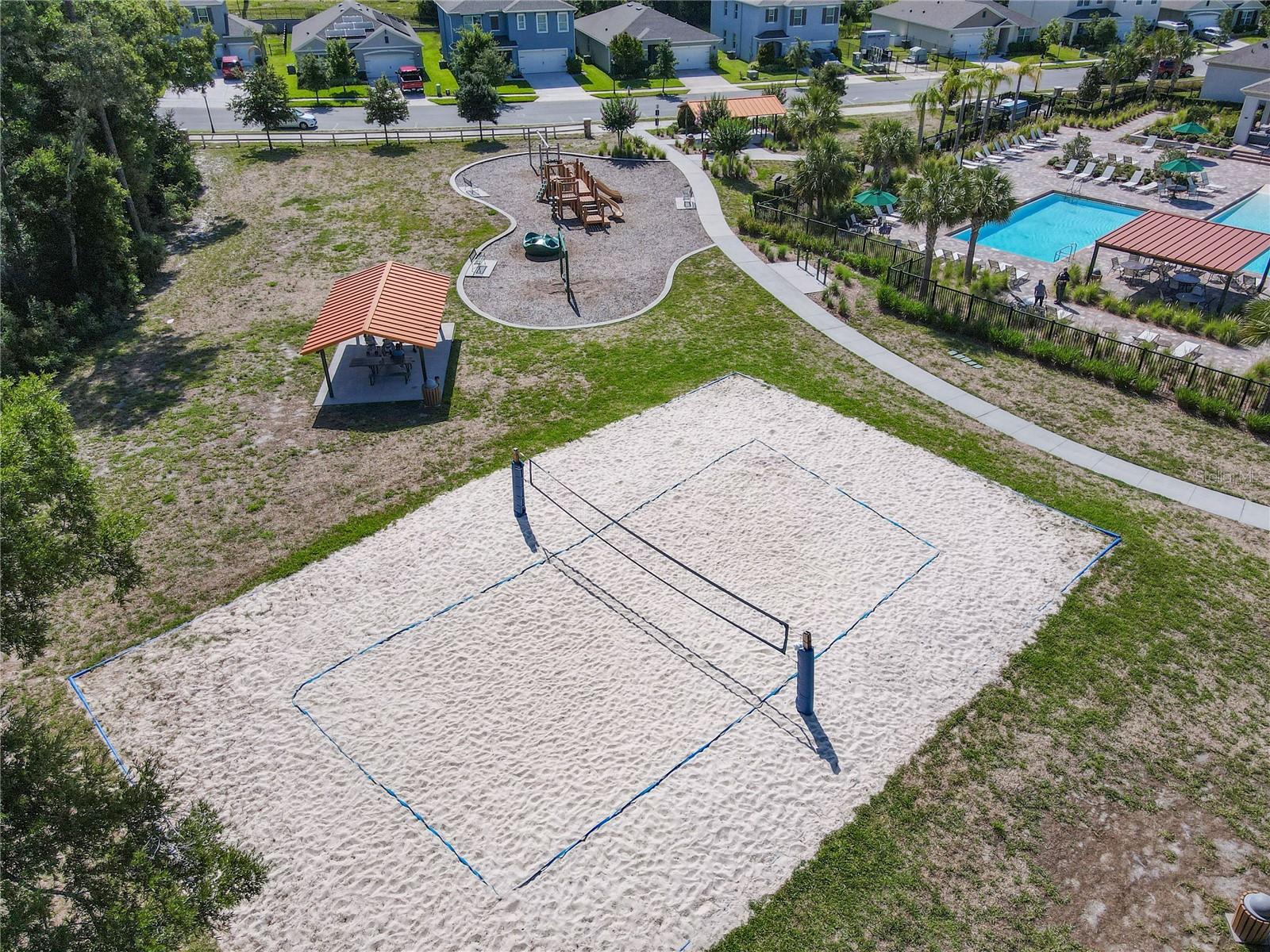 551 SHAELYN PL