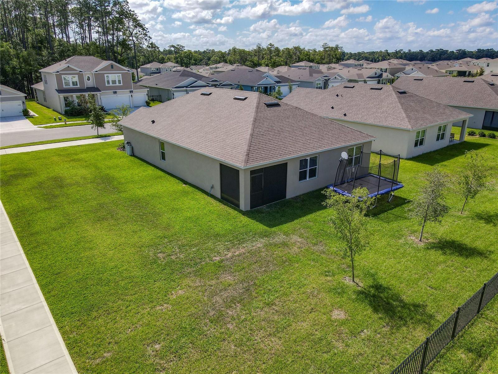 551 SHAELYN PL