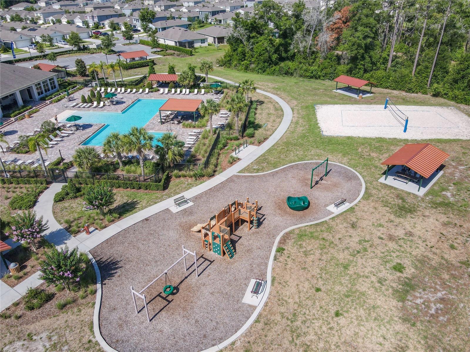 551 SHAELYN PL