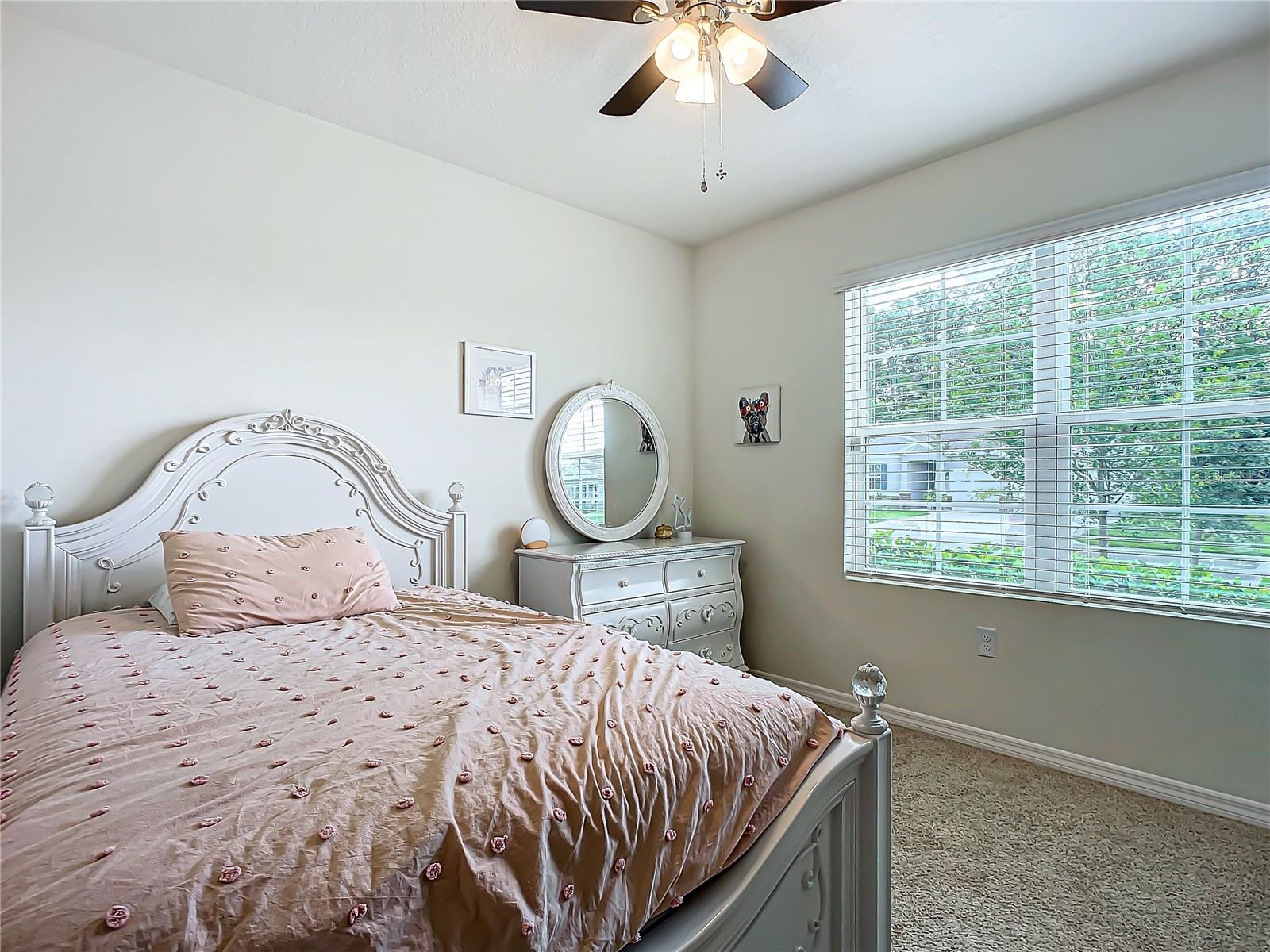 551 SHAELYN PL