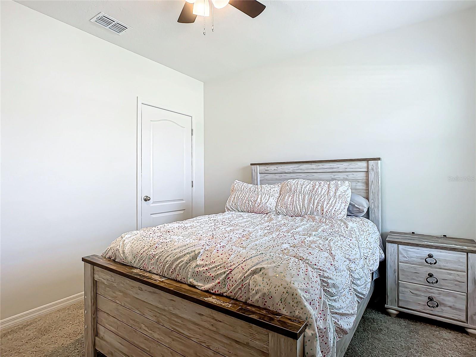 551 SHAELYN PL