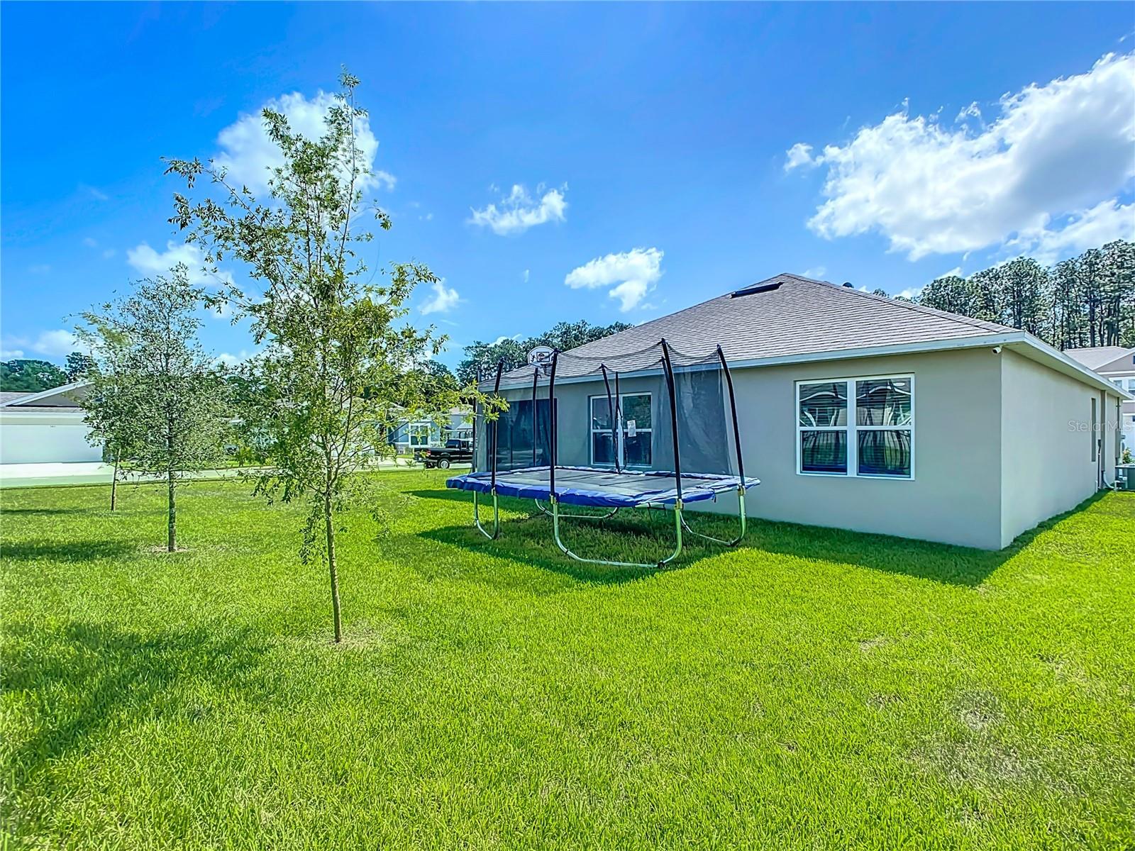 551 SHAELYN PL