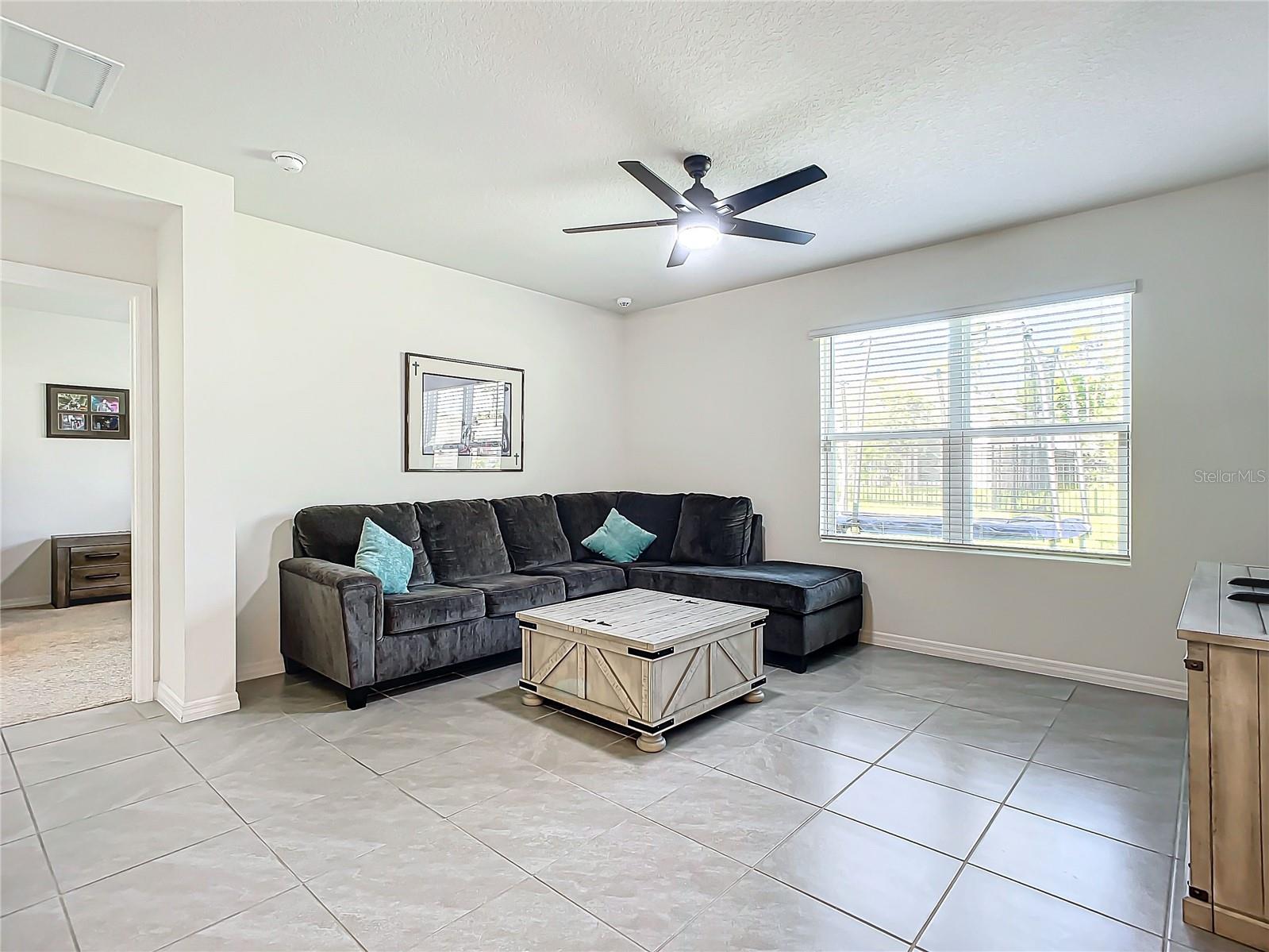 551 SHAELYN PL