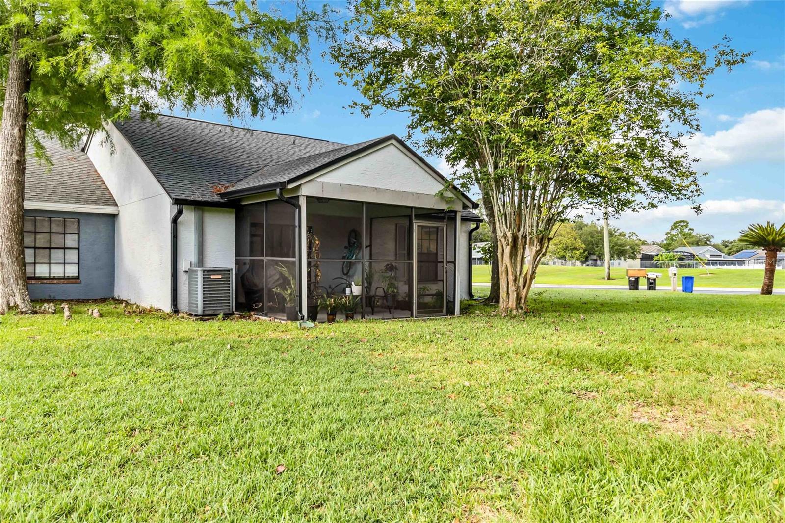 304 MEADOW BLVD