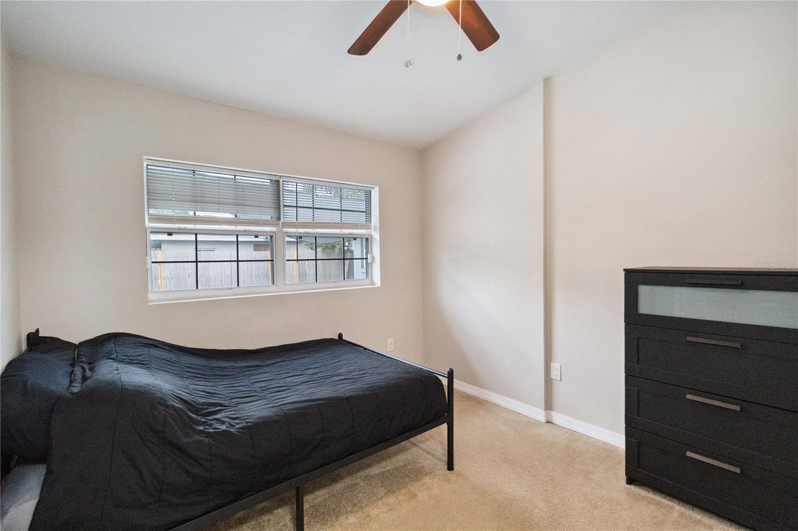 121 LAKE DOT DR