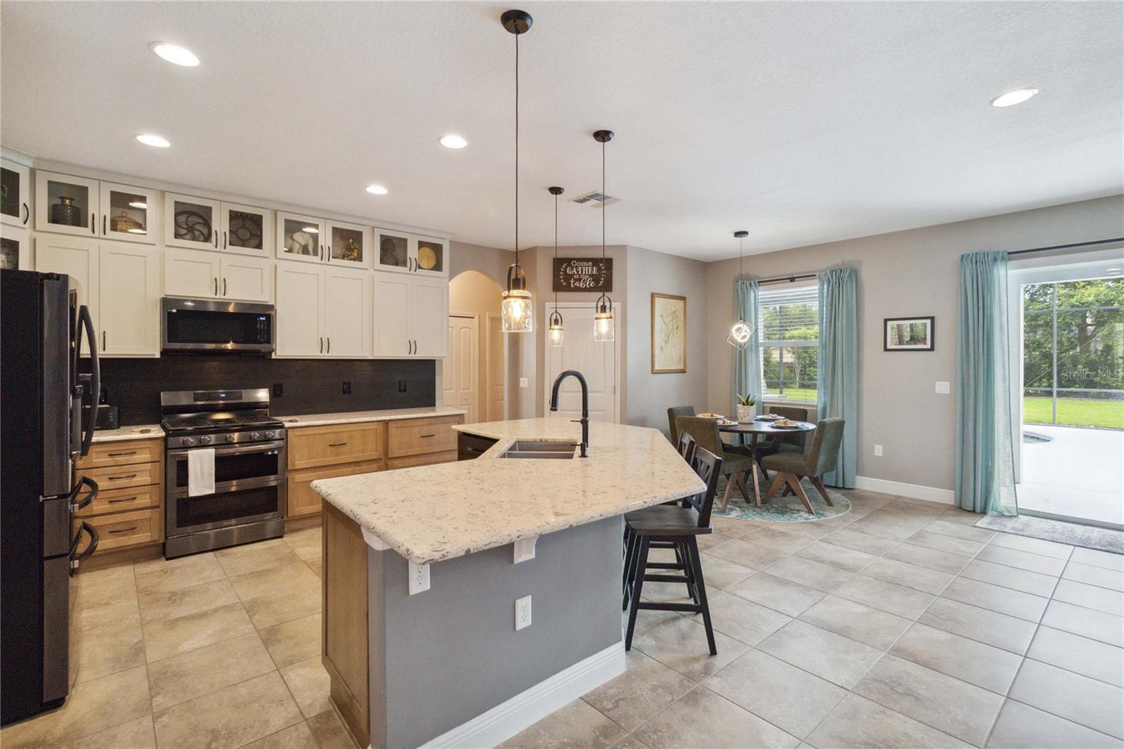 113 MYRTLEBERRY LN