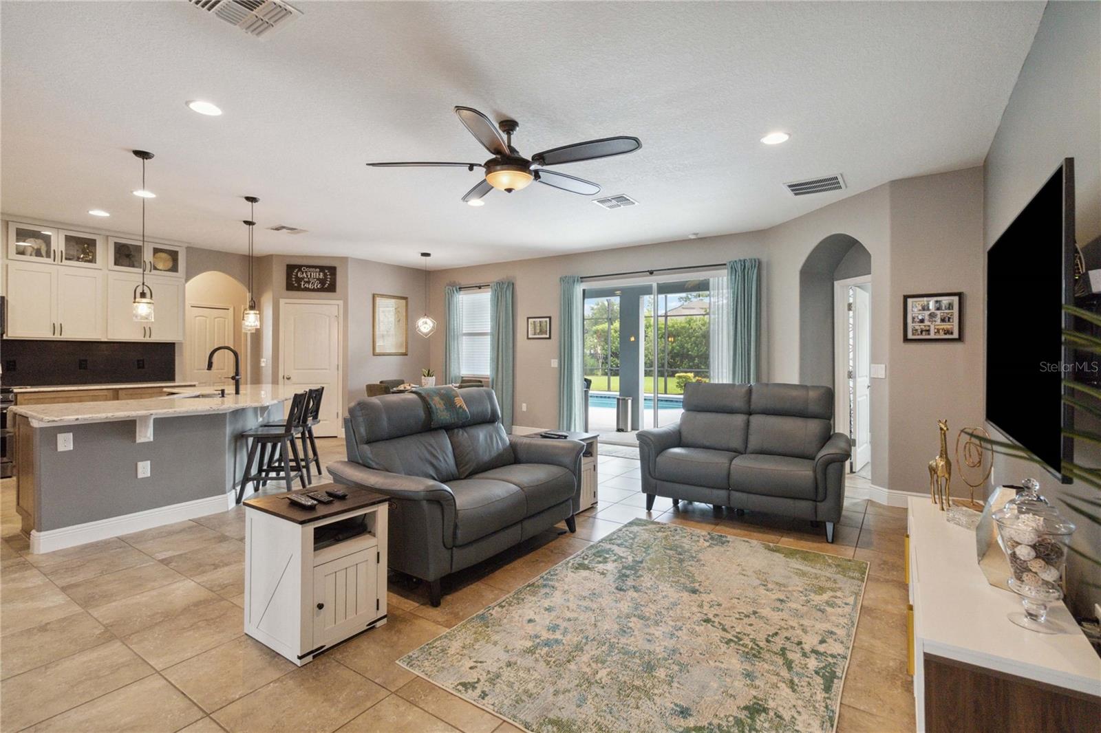 113 MYRTLEBERRY LN