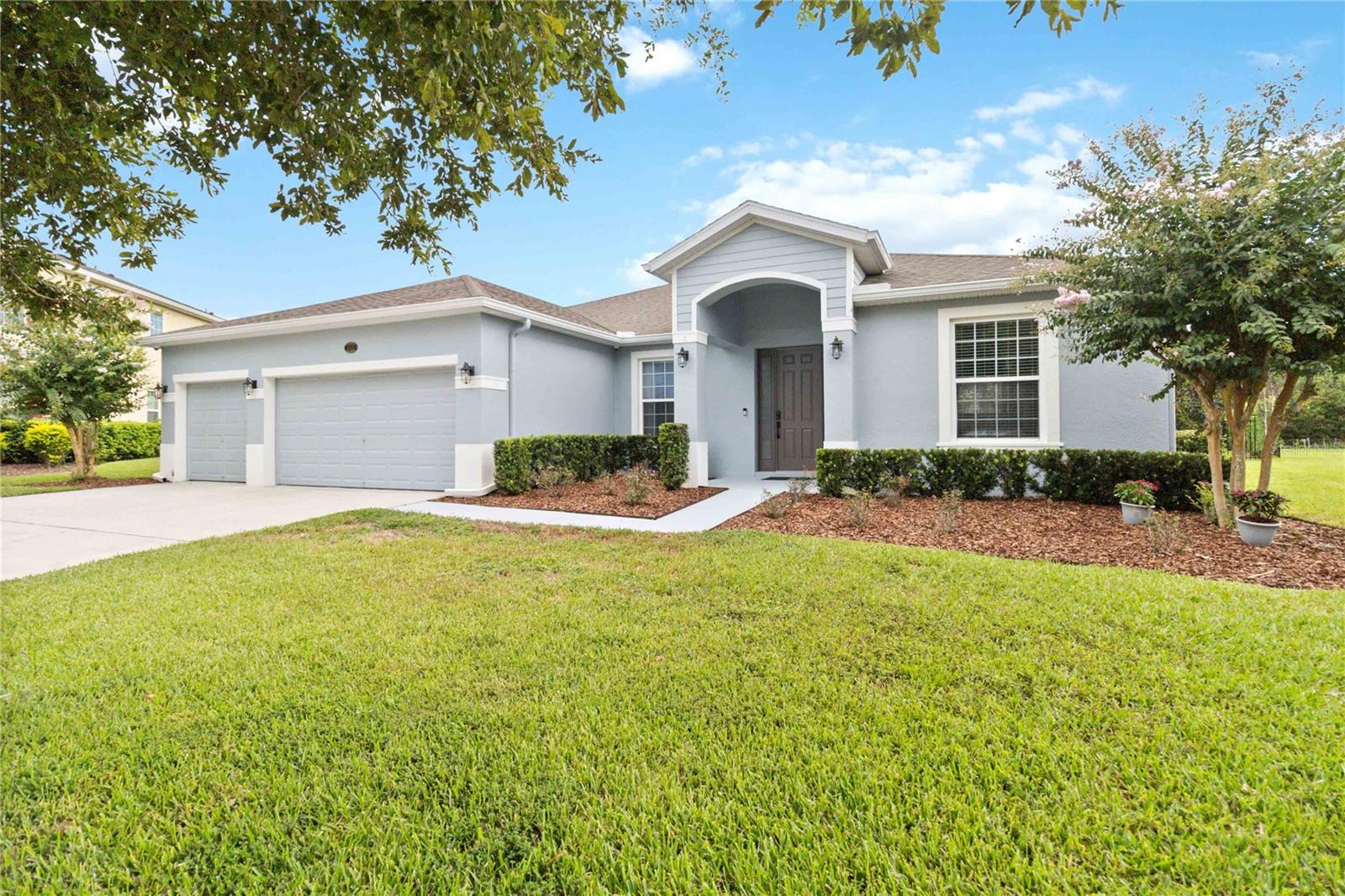 113 MYRTLEBERRY LN