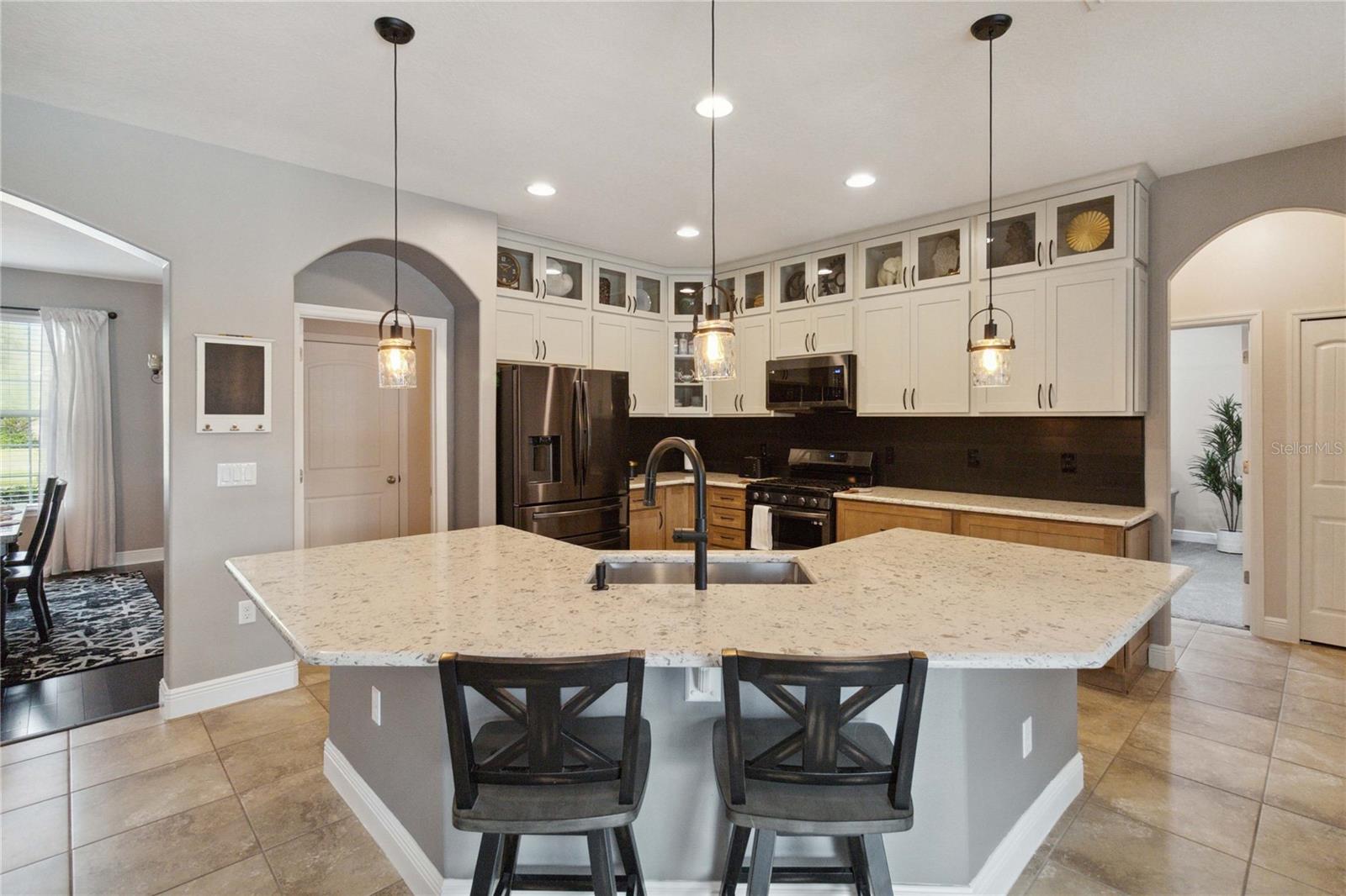 113 MYRTLEBERRY LN