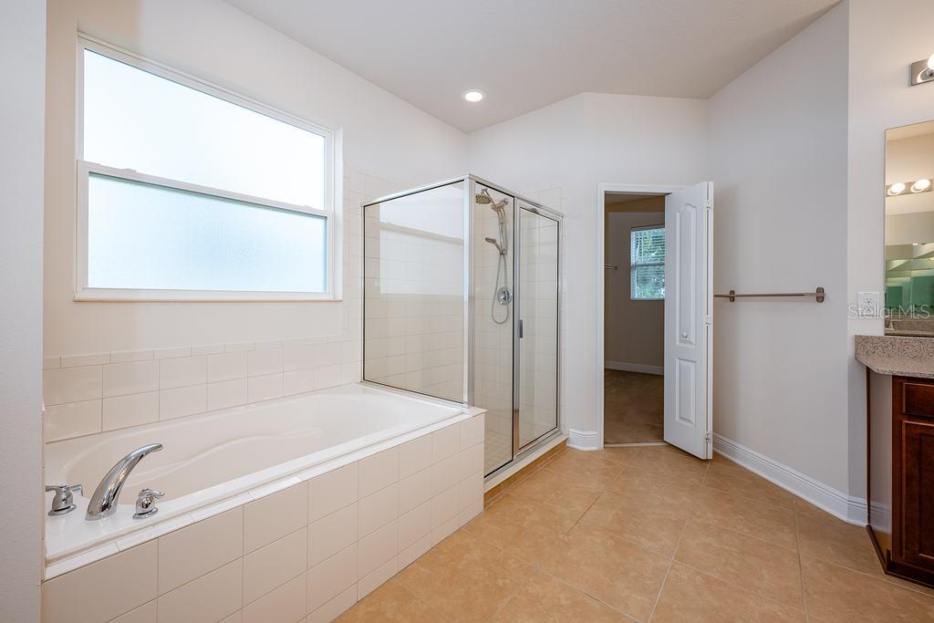 2934 SAND OAK LOOP