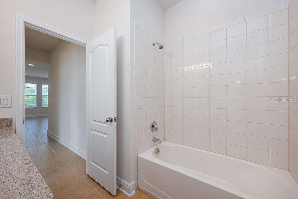 2934 SAND OAK LOOP
