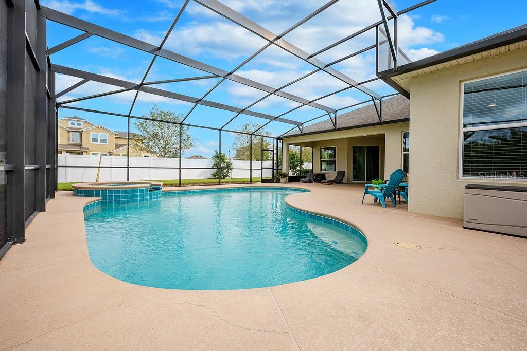 2934 SAND OAK LOOP