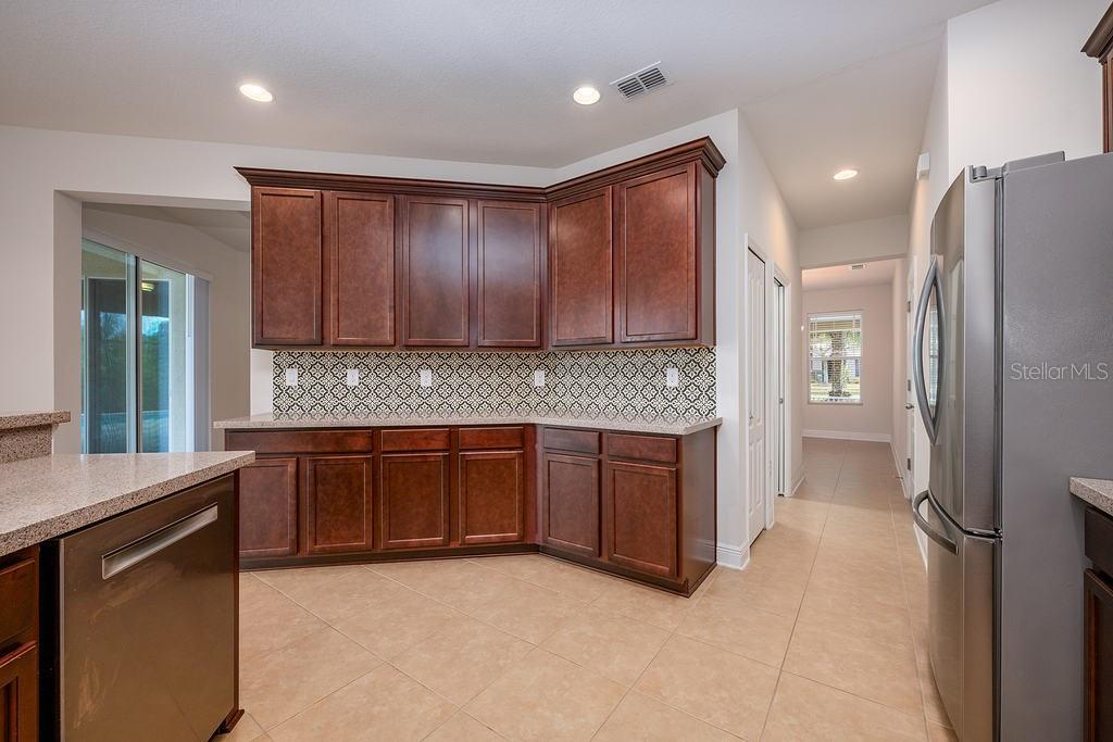 2934 SAND OAK LOOP