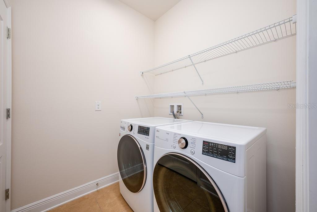 2934 SAND OAK LOOP