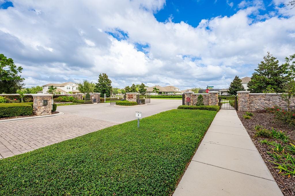2934 SAND OAK LOOP