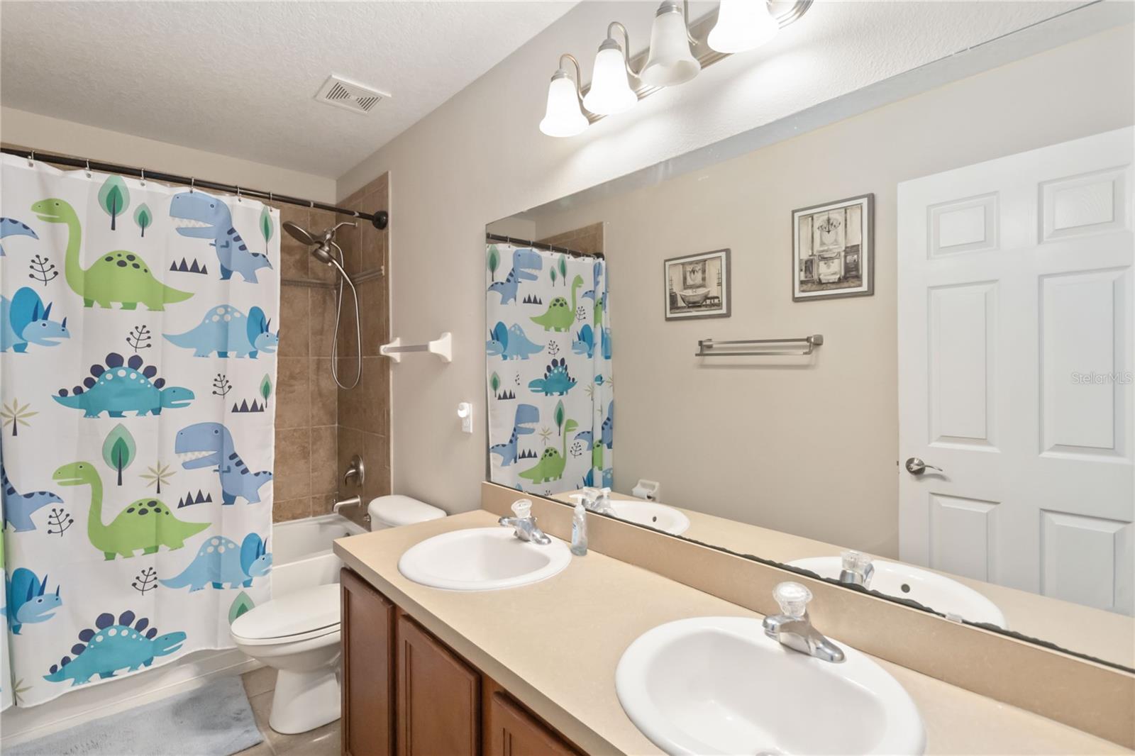 3969 LONE EAGLE PL