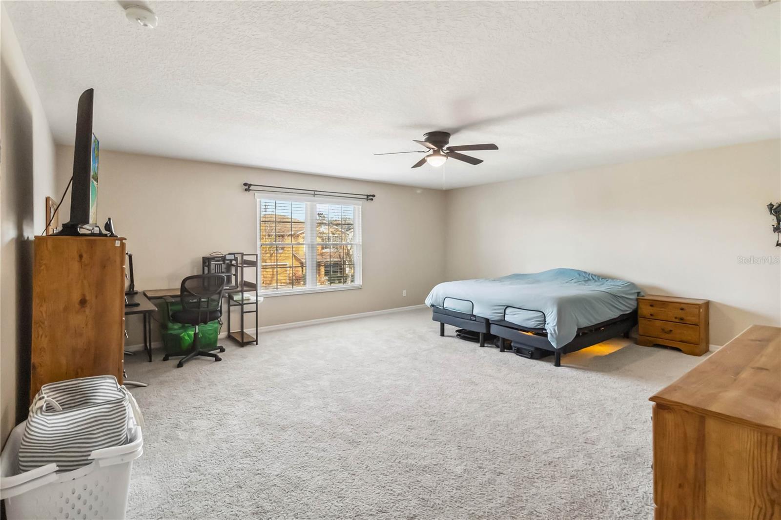3969 LONE EAGLE PL
