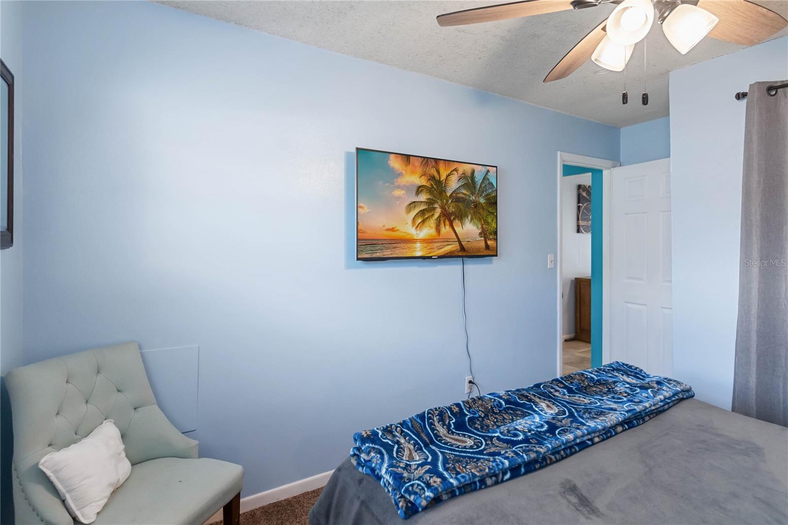 8508 ALVERON AVE #1