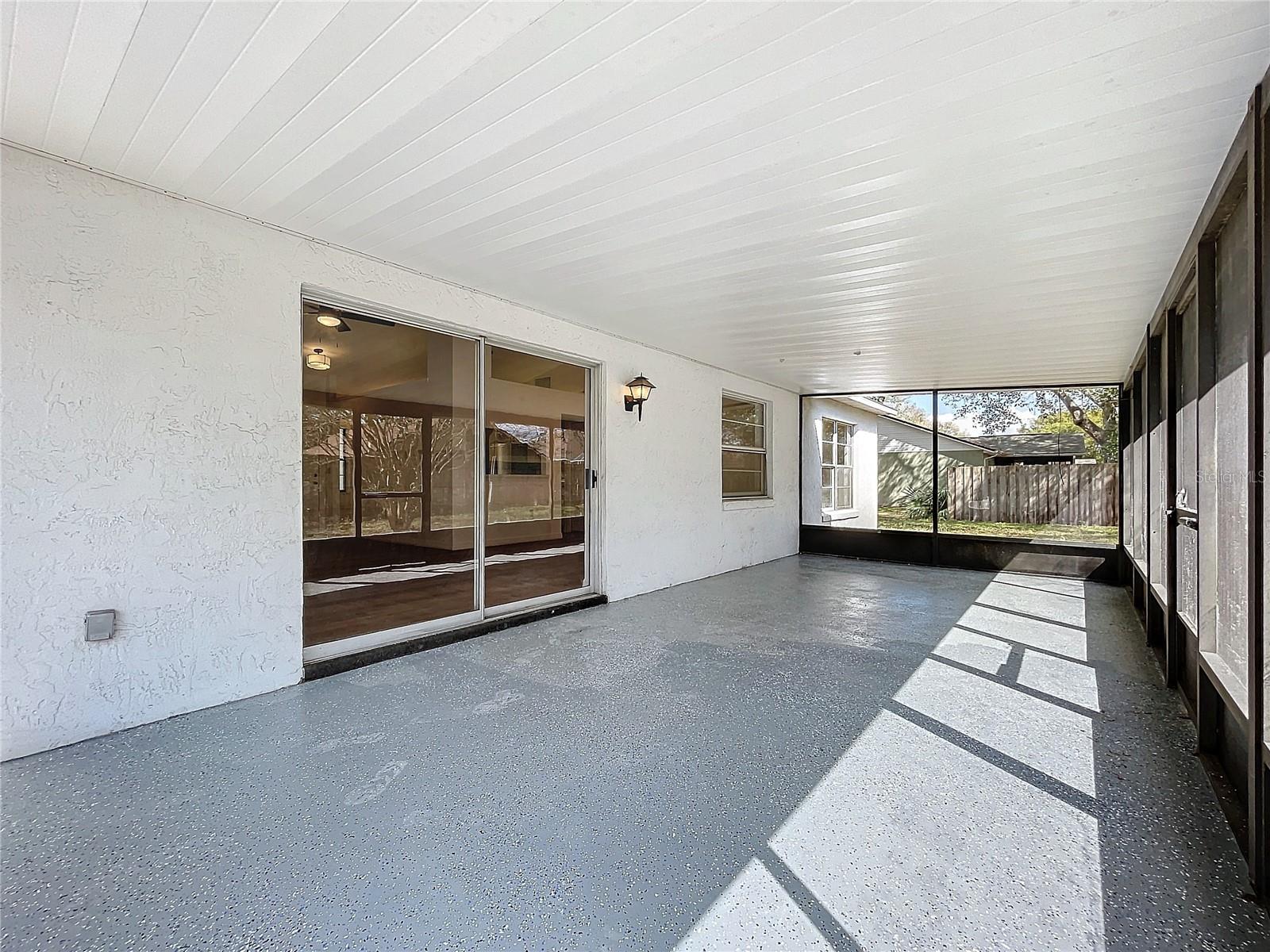 10238 SUMMIT SQUARE DR