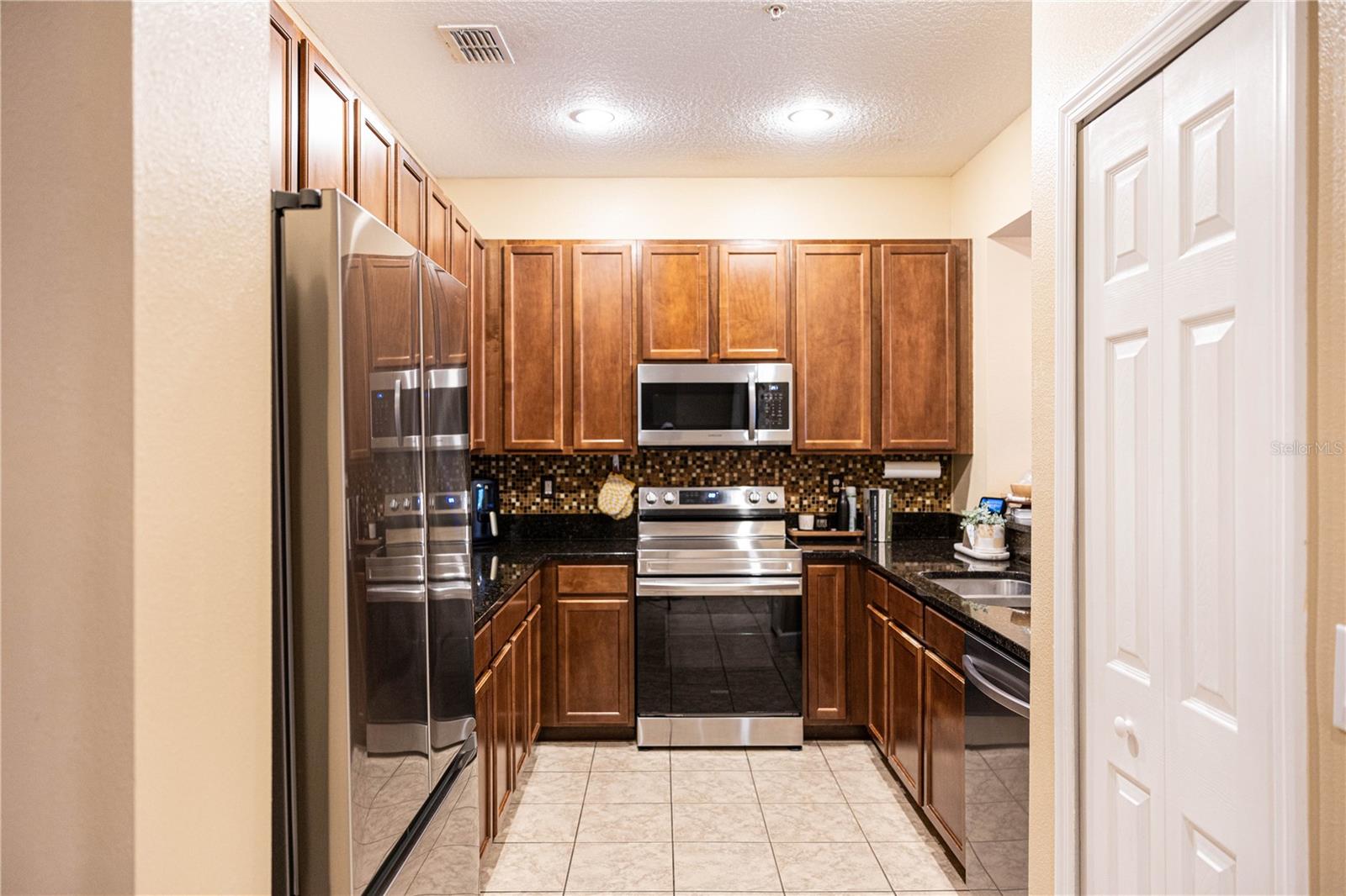 346 CANYON STONE CIR