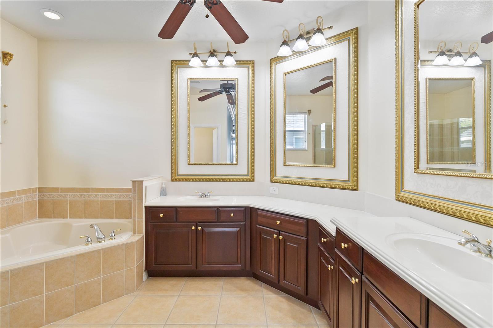 318 OSPREY LAKES CIR